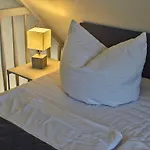 Casa vacanze Fischstuebchen Neeberg 1 - Hase Und Fuchs