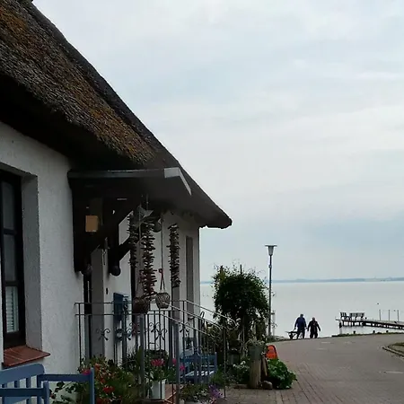 Fischstuebchen Neeberg 1 - Hase Und Fuchs *