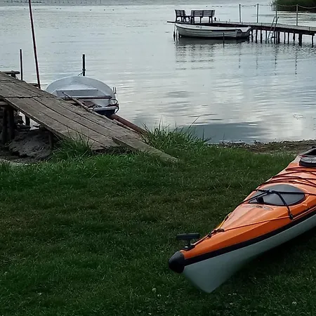 Fischstuebchen Neeberg 1 - Hase Und Fuchs Nyaraló