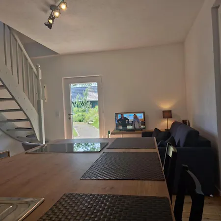 Fischstuebchen Neeberg 1 - Hase Und Fuchs *