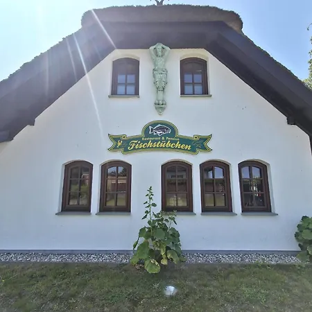Fischstuebchen Neeberg 1 - Hase Und Fuchs * Krummin
